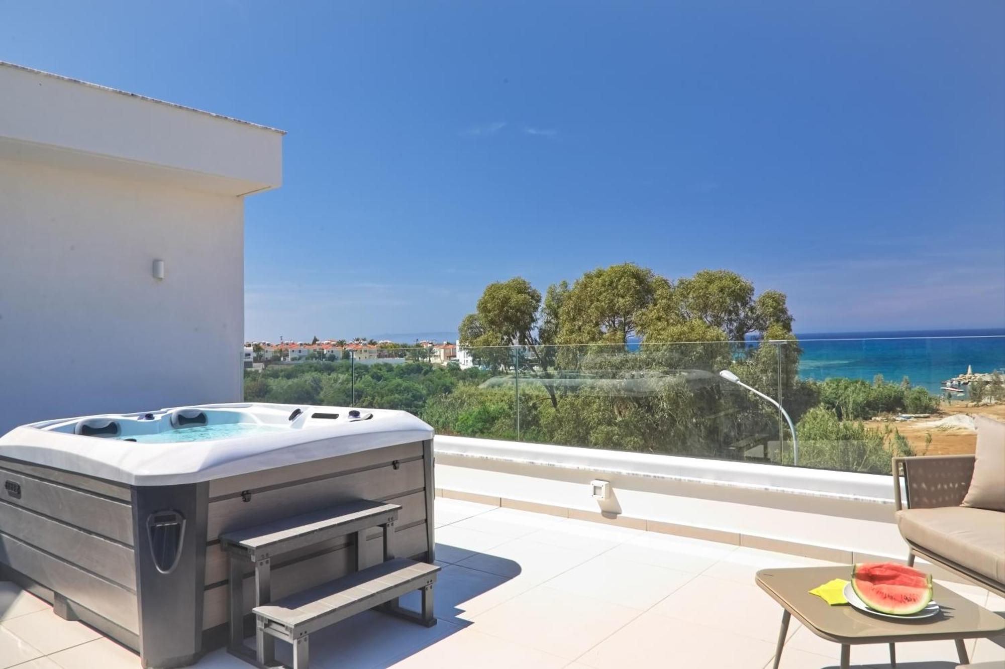 Seaview Luxury Villa Jacuzzi & Pool! 2 Min Beach Protaras Bagian luar foto