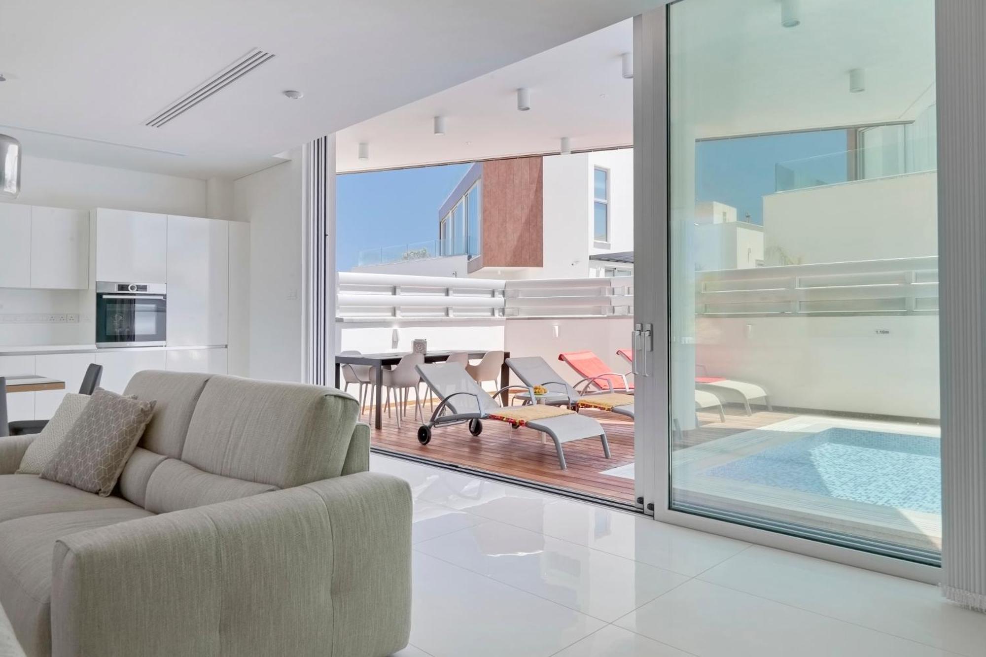 Seaview Luxury Villa Jacuzzi & Pool! 2 Min Beach Protaras Bagian luar foto