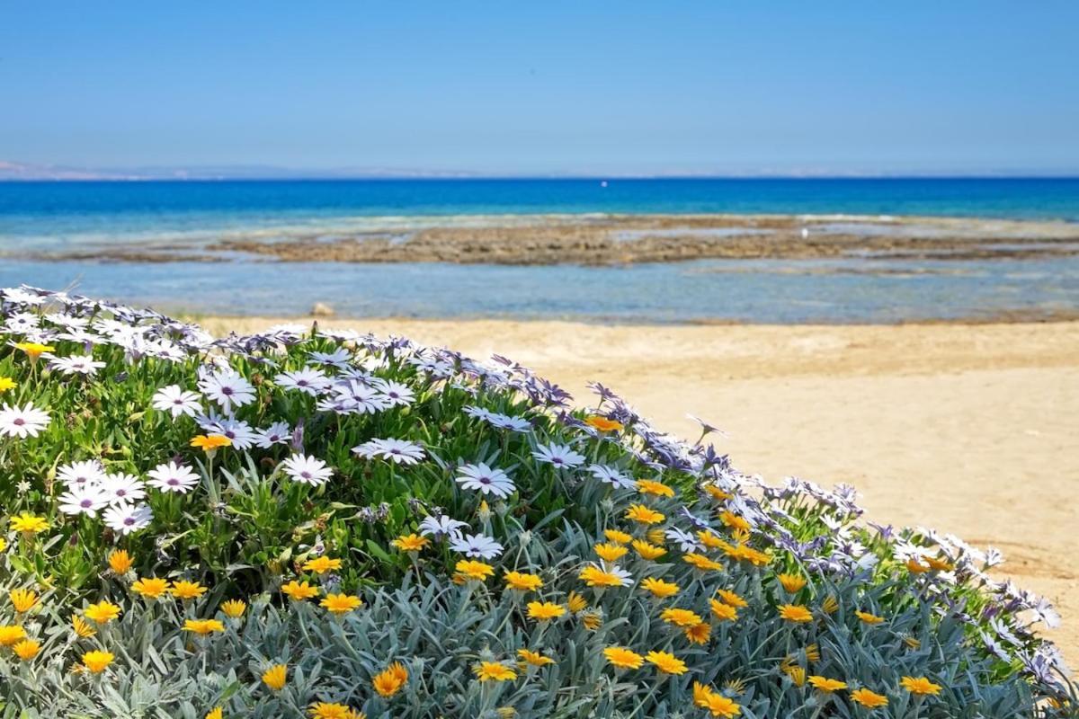 Seaview Luxury Villa Jacuzzi & Pool! 2 Min Beach Protaras Bagian luar foto